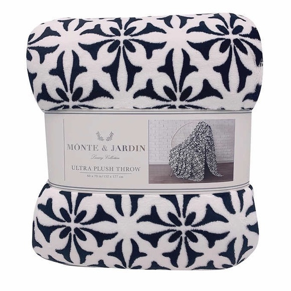 Mônte & Jardin Bedding Mnte Jardin Ultra Plush Throw Nwt Poshmark